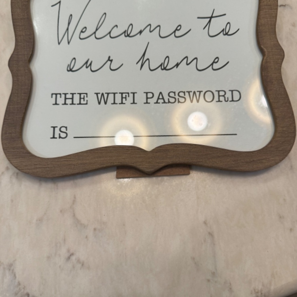 Wifi Welcome Sign - Picture 7 of 8